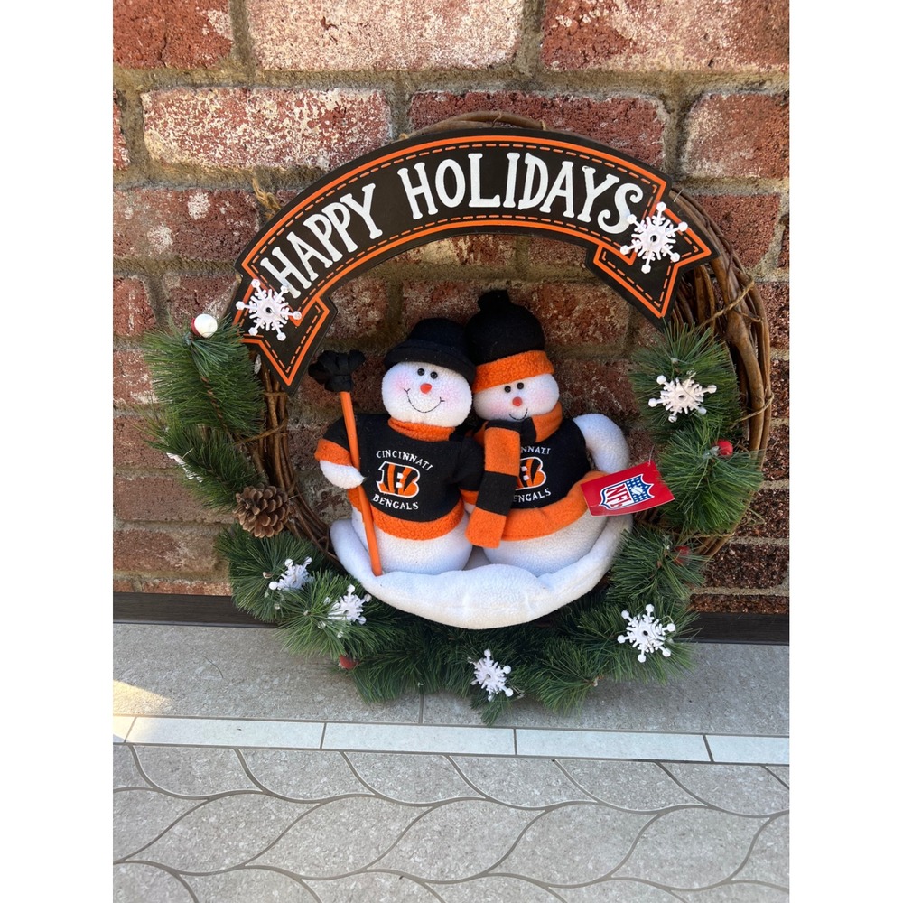 NFL Cincinnati Bengals Happy Holidays Snowman Grapevine Wreath 18 Inch NEW